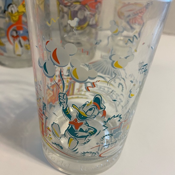Disney World 25th Anniversary Glasses from McDonald’s - Picture 3 of 16